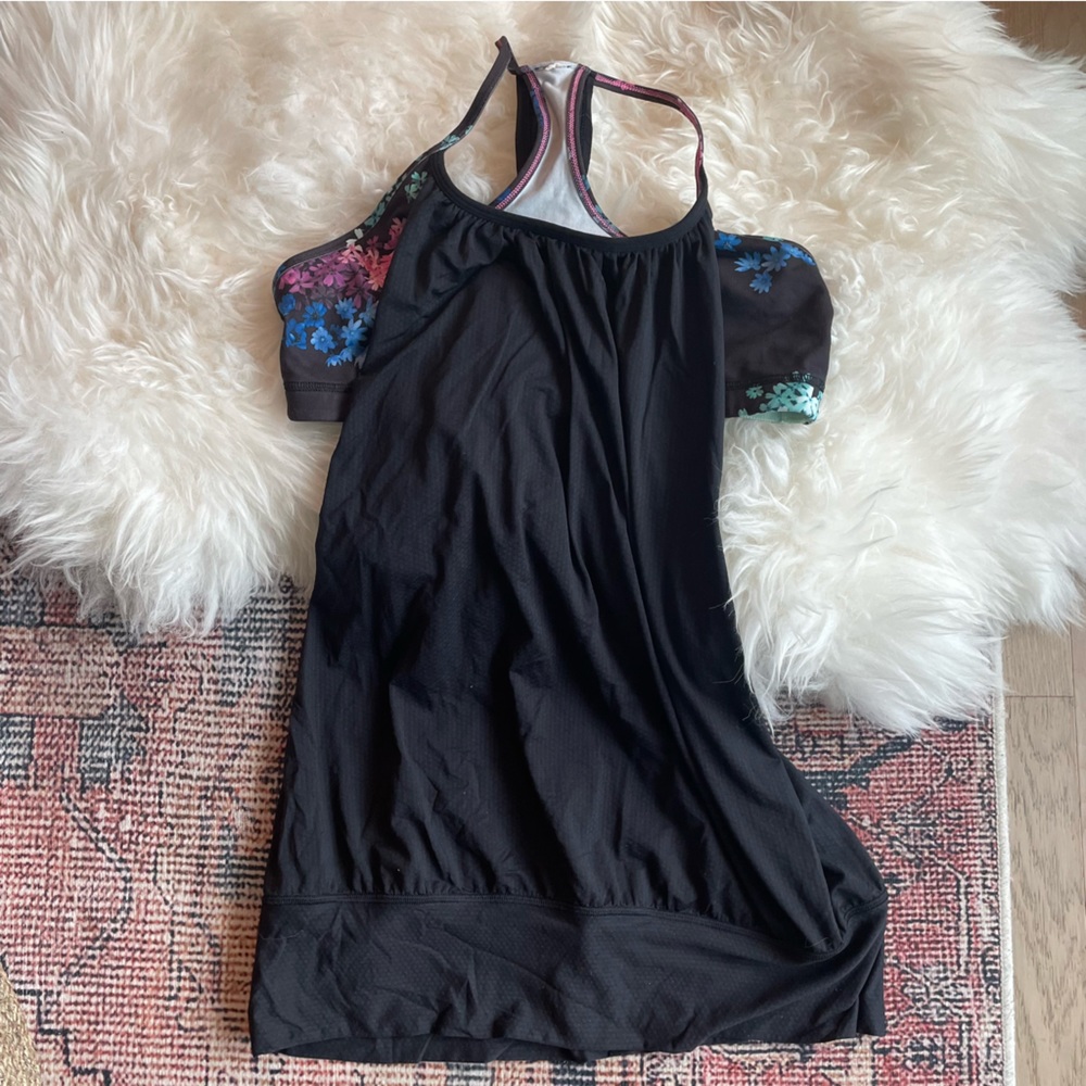 Lululemon old school layered yoga top with built in bra. Size 10. Like New.